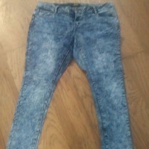 High waist acid wash denim jeans
